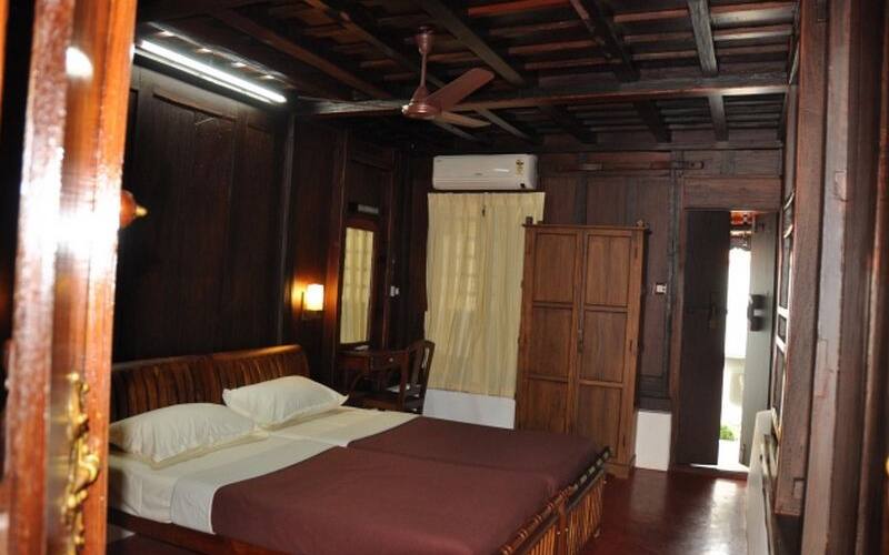 Abella Lakeview Homestay, Alleppey 4